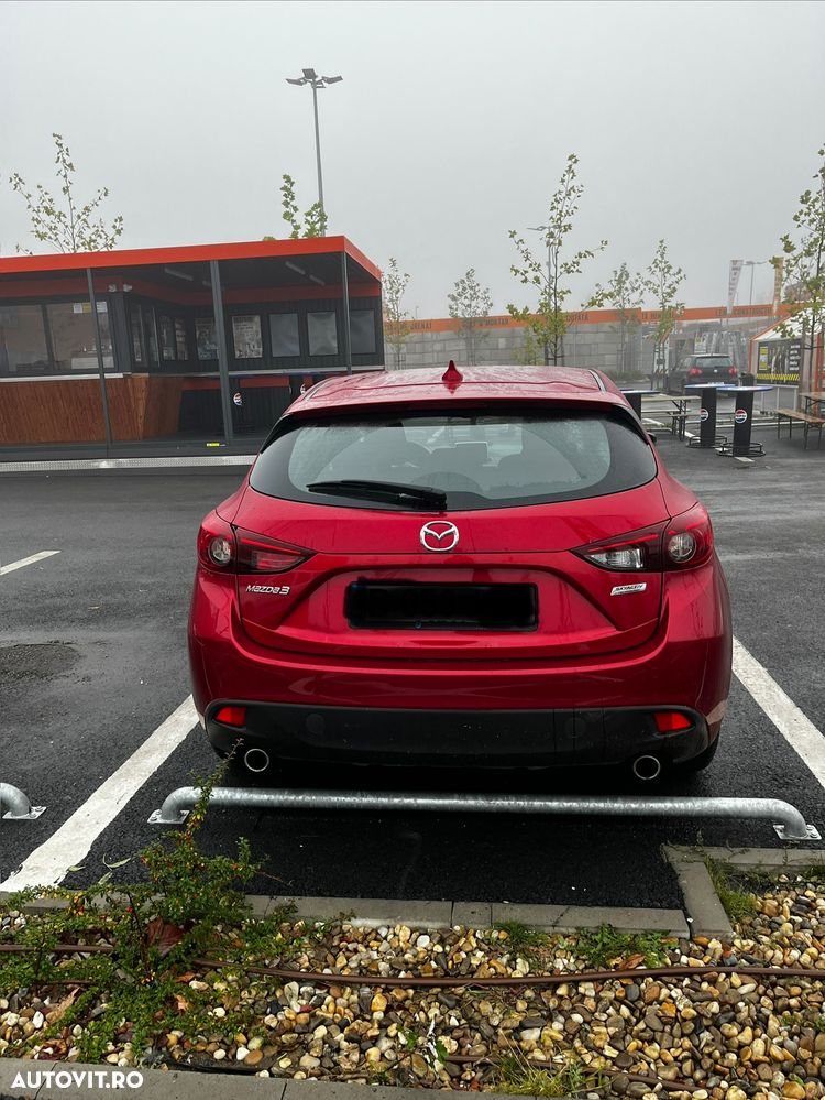 Mazda 3 2016 photo 2
