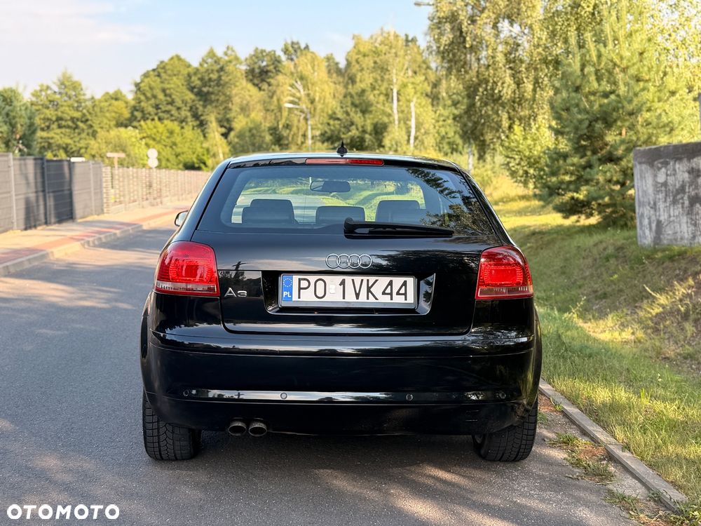 Audi A3 Sportback 2.0 TDI S line Sportpaket plus - 8