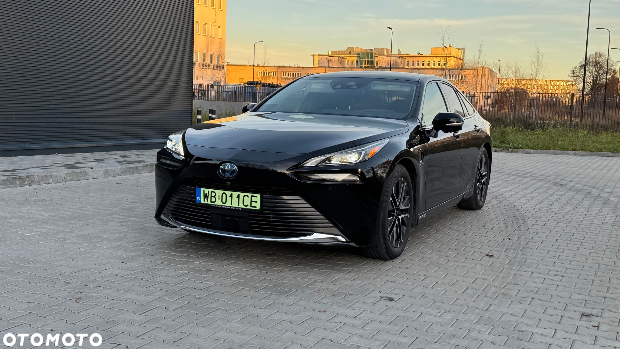 Toyota Mirai - 2