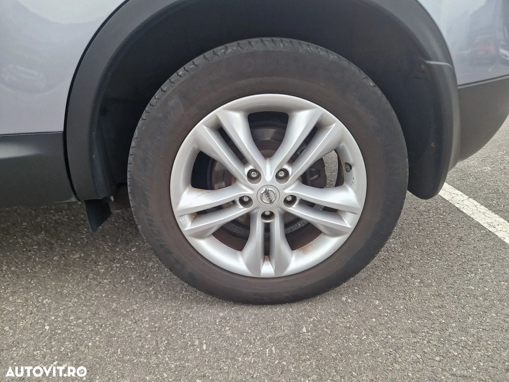 Nissan Qashqai 1.6 DCI ALL-MODE 4x4i ACENTA - 6