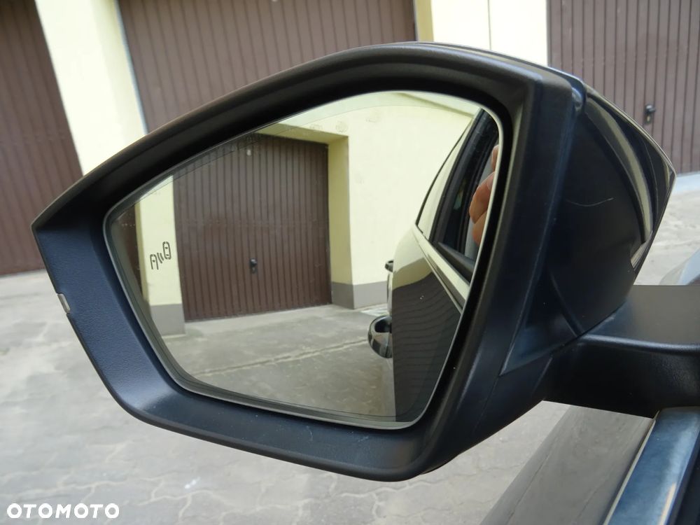 Skoda Superb 1.6 TDI GreenLine - 24