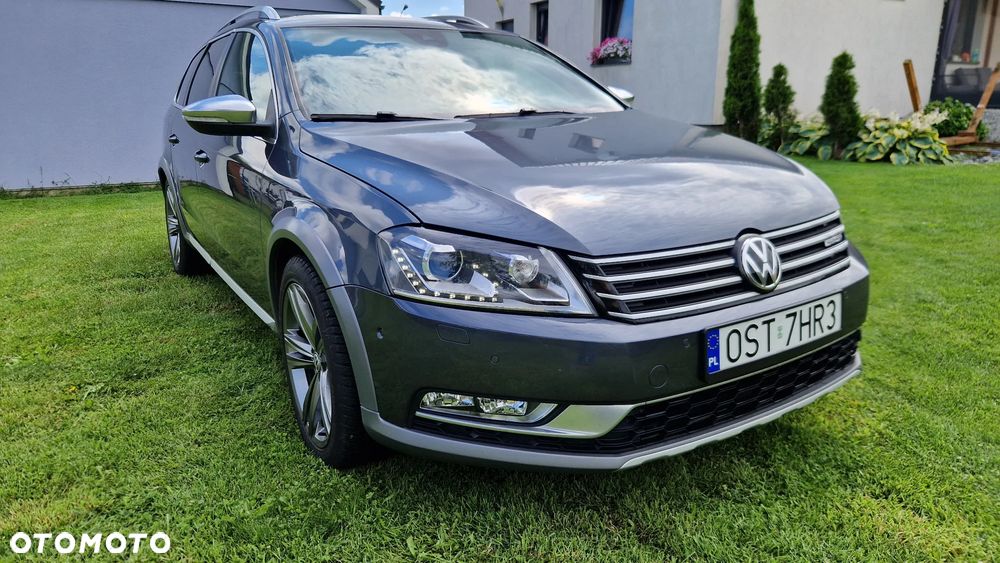 Volkswagen Passat 2.0 TDI 4Motion DSG BlueMotion Tech Highline - 9