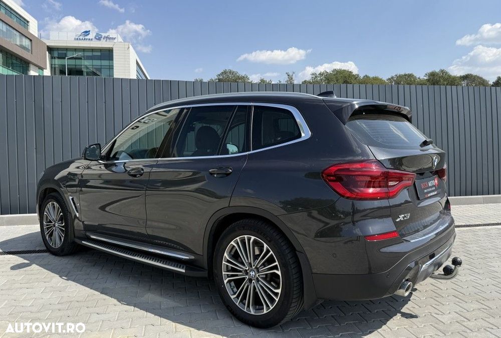 BMW X3 xDrive30e AT PHEV - 6