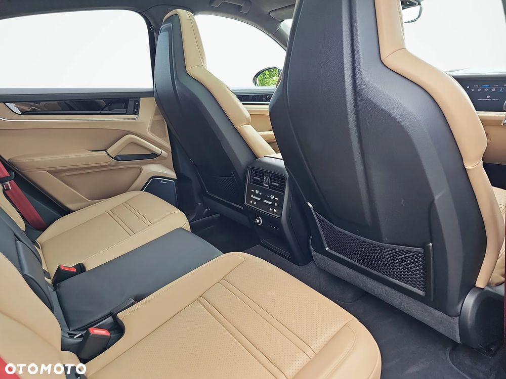 Porsche Cayenne Standard - 16