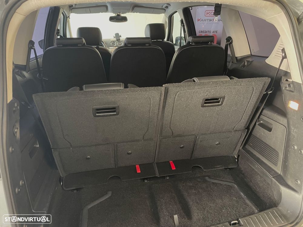 Ford S-Max 2.0 TDCi Titanium 7L - 10