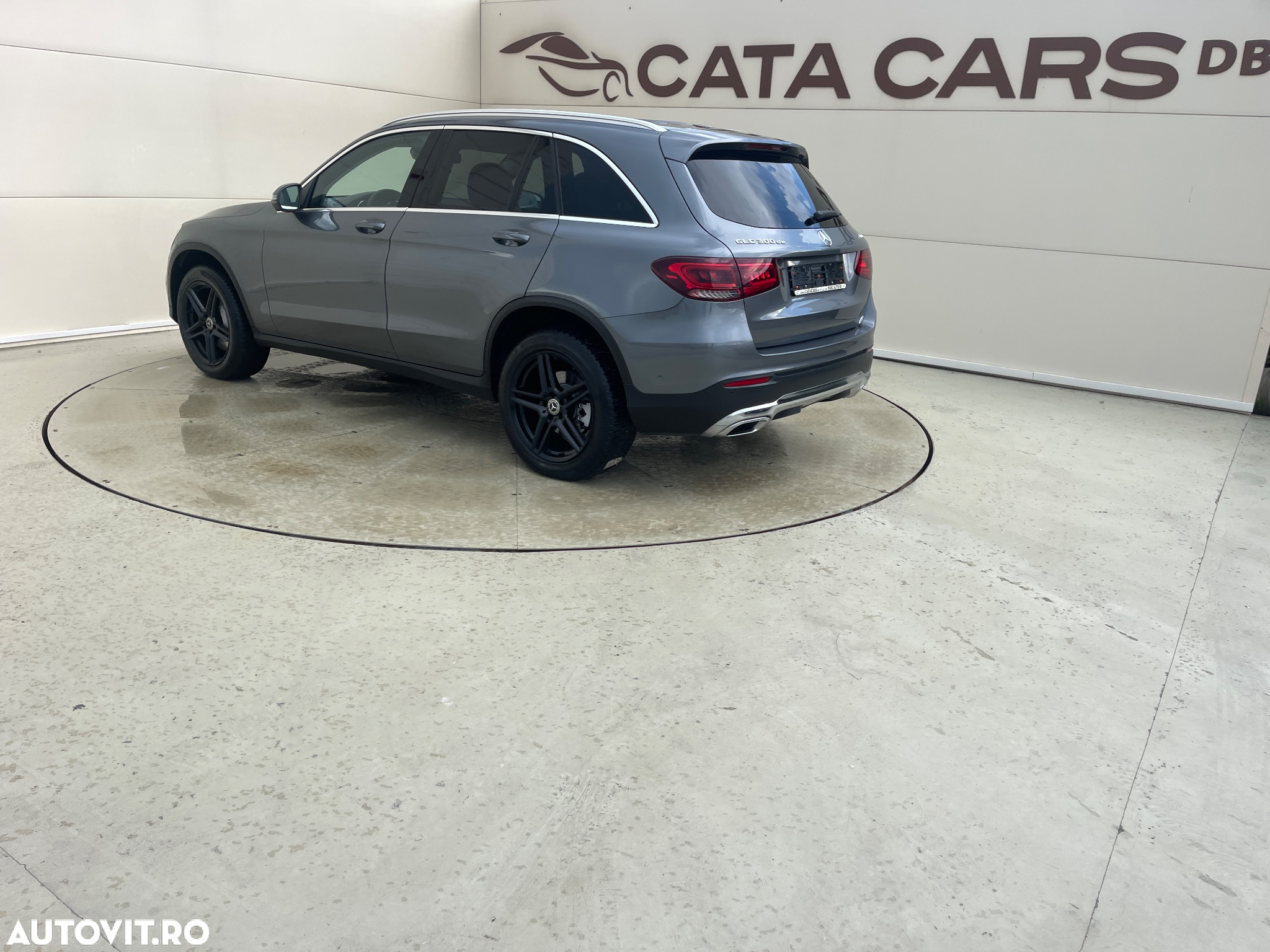Mercedes-Benz GLC 300 de 4Matic 9G-TRONIC - 9