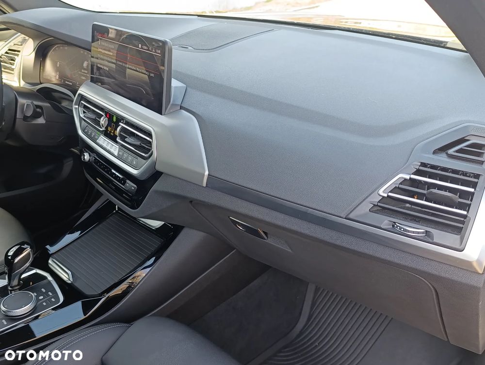 BMW X3 xDrive20d - 26