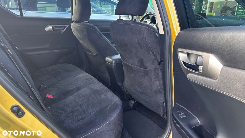 Lexus CT 200h Prestige - 19
