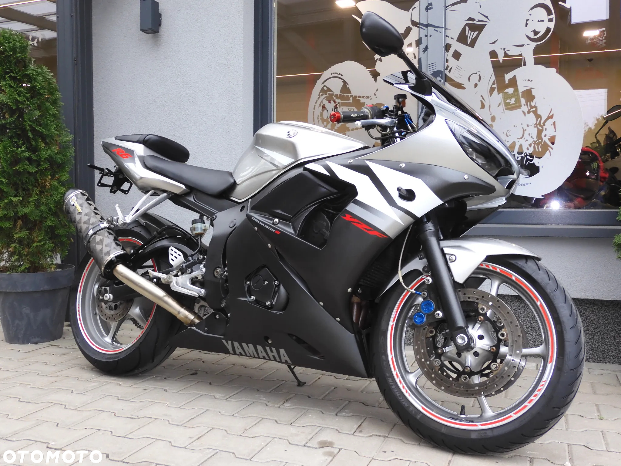 Yamaha R6 - 14