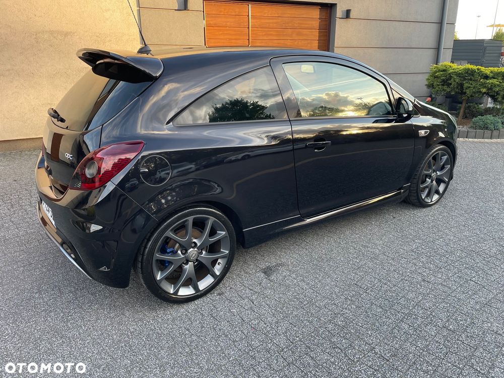 Opel Corsa 1.6 Turbo OPC - 14