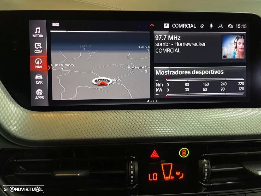 BMW 116 d Pack Desportivo M Auto — fotografia 12