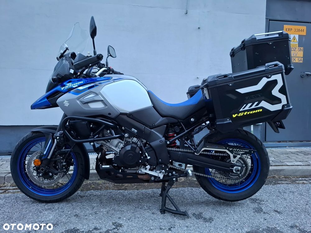 Suzuki DL - 3