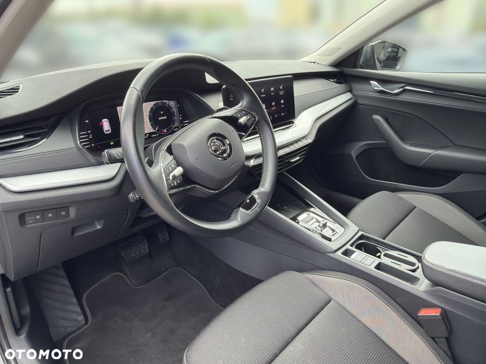 Skoda Octavia 2.0 TDI Ambition DSG - 11