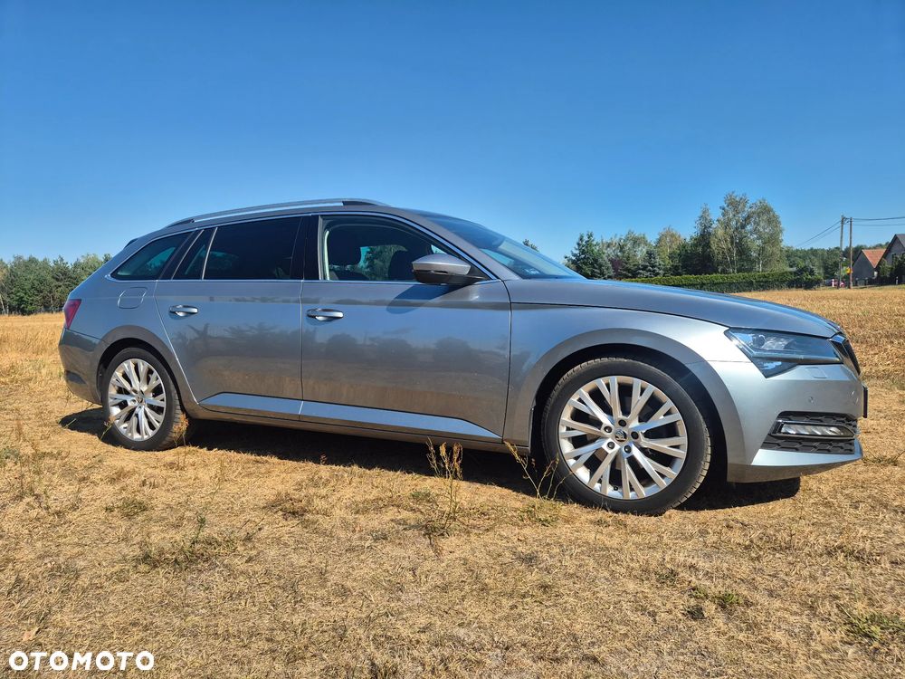 Skoda Superb 2.0 TDI SCR Style DSG - 4