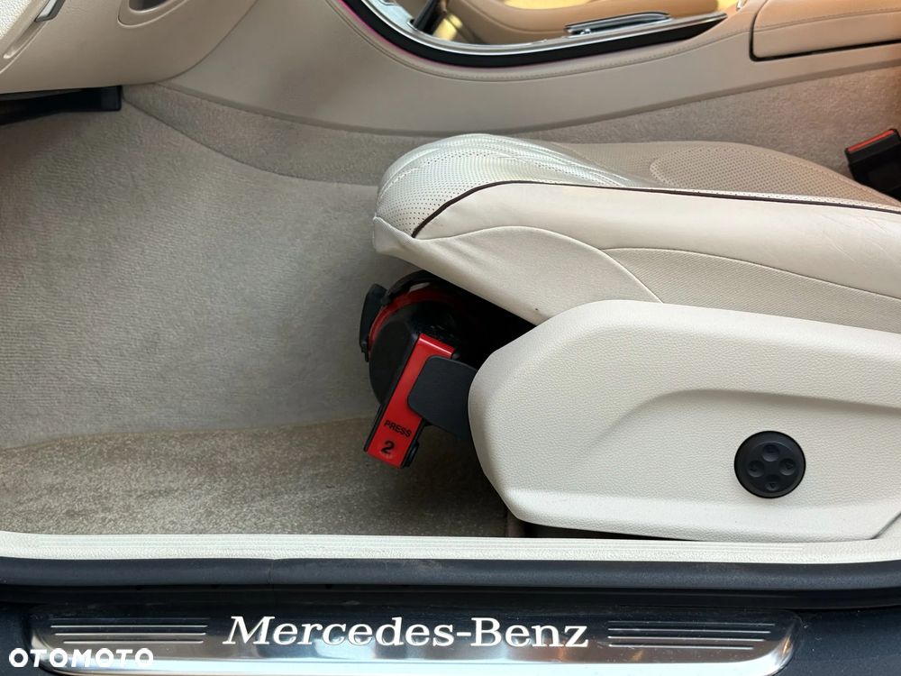 Mercedes-Benz CLS 450 4-Matic 9G-TRONIC - 23