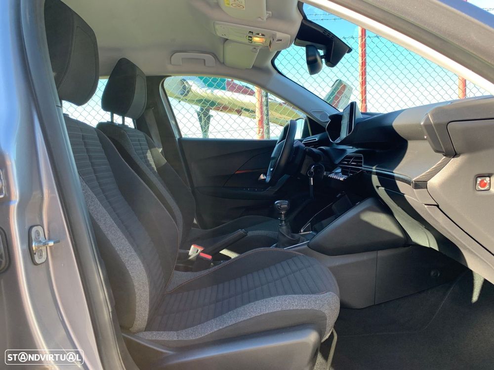 Peugeot 2008 1.2 PureTech Allure - 11