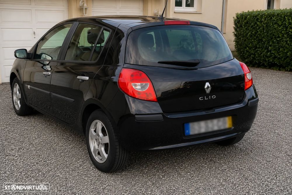 Renault Clio - 3