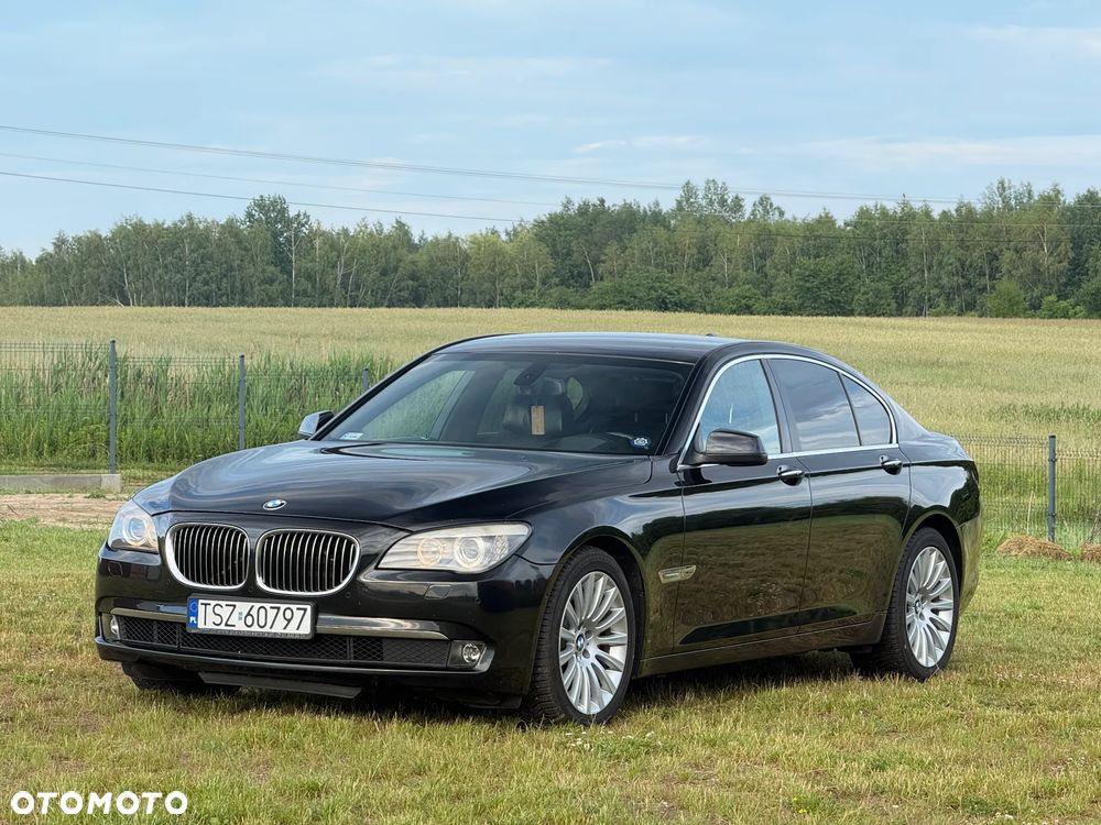 BMW Seria 7 740d - 12