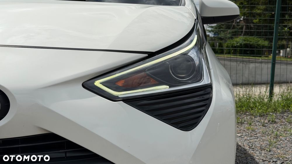 Toyota Aygo x-business - 10