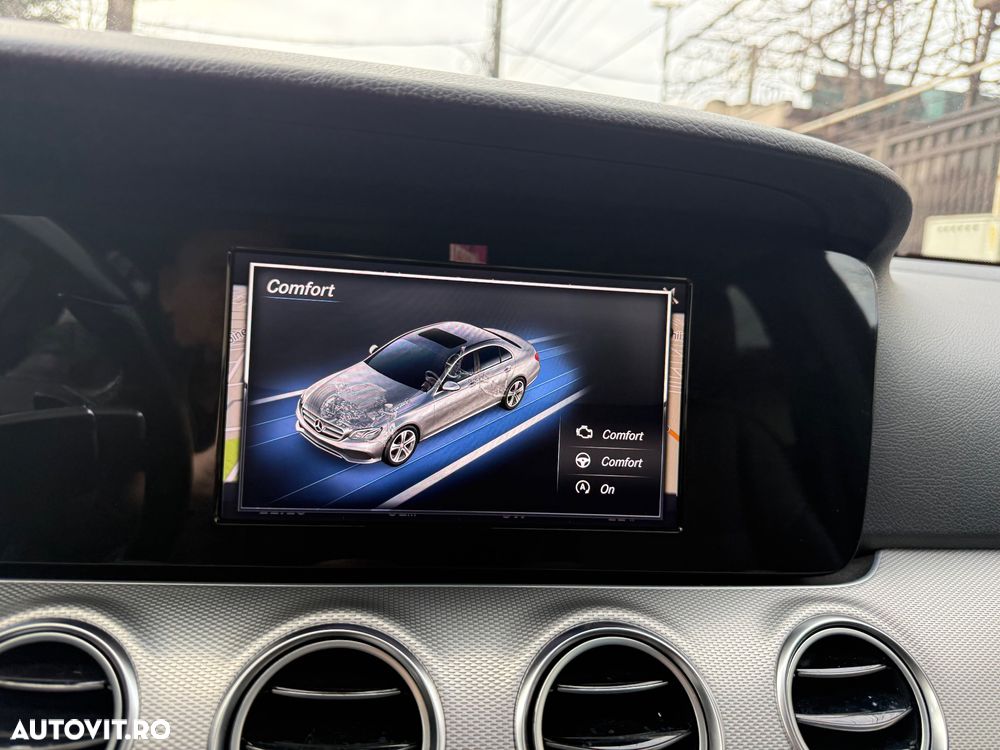 Mercedes-Benz E 220 d 9G-TRONIC - 38