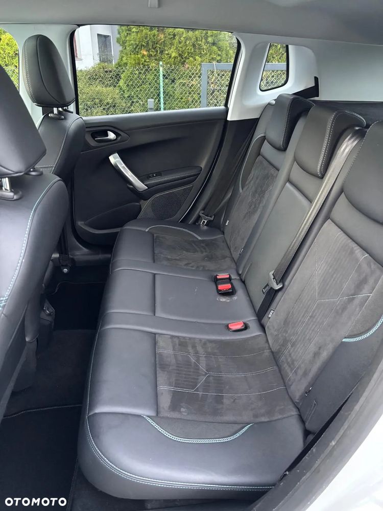 Peugeot 2008 1.2 Pure Tech Crossway S&S EAT6 - 20