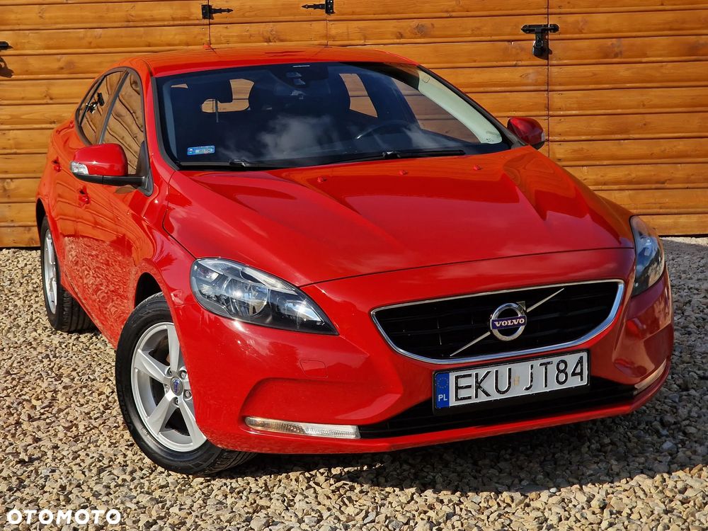 Volvo V40 D2 R-Design - 2