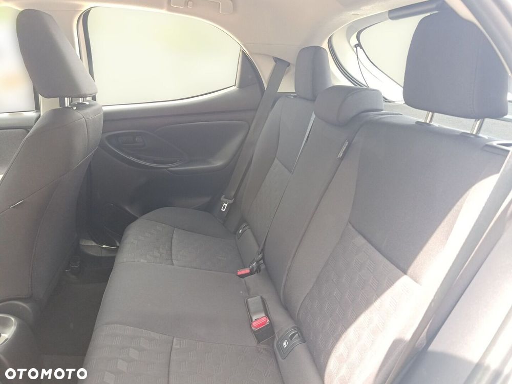 Toyota Yaris 1.5 Comfort - 16