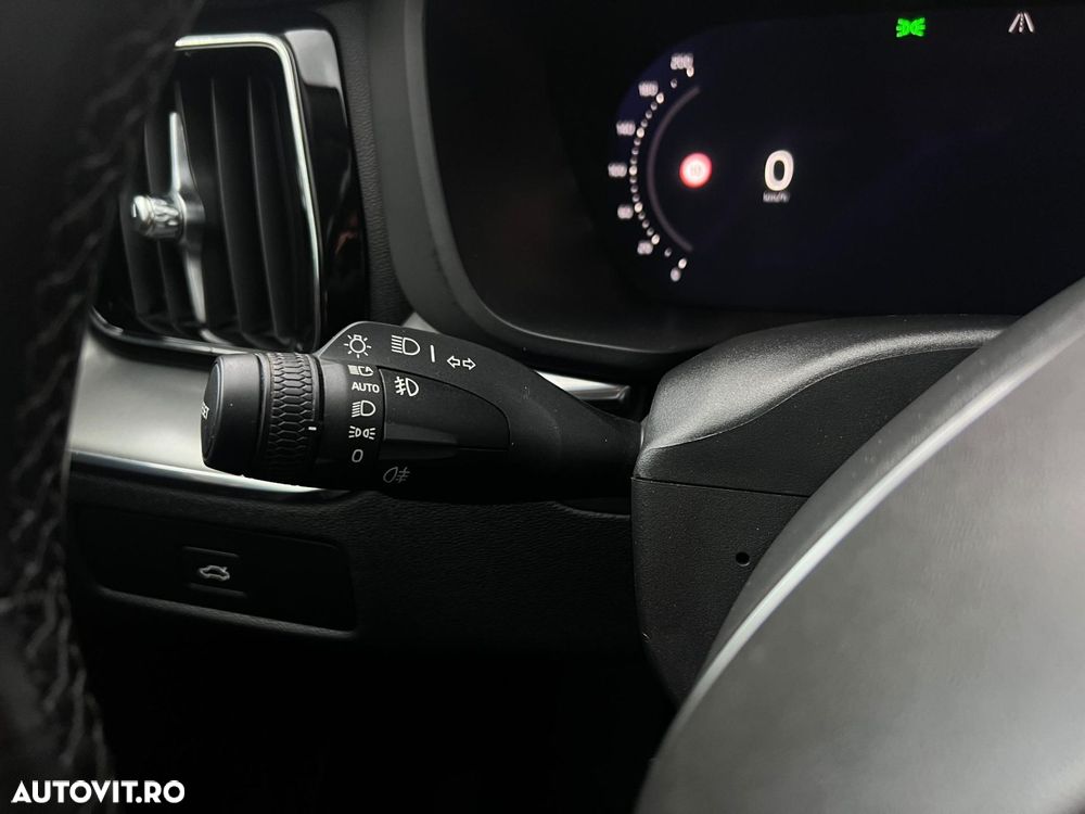 Volvo XC 60 - 28