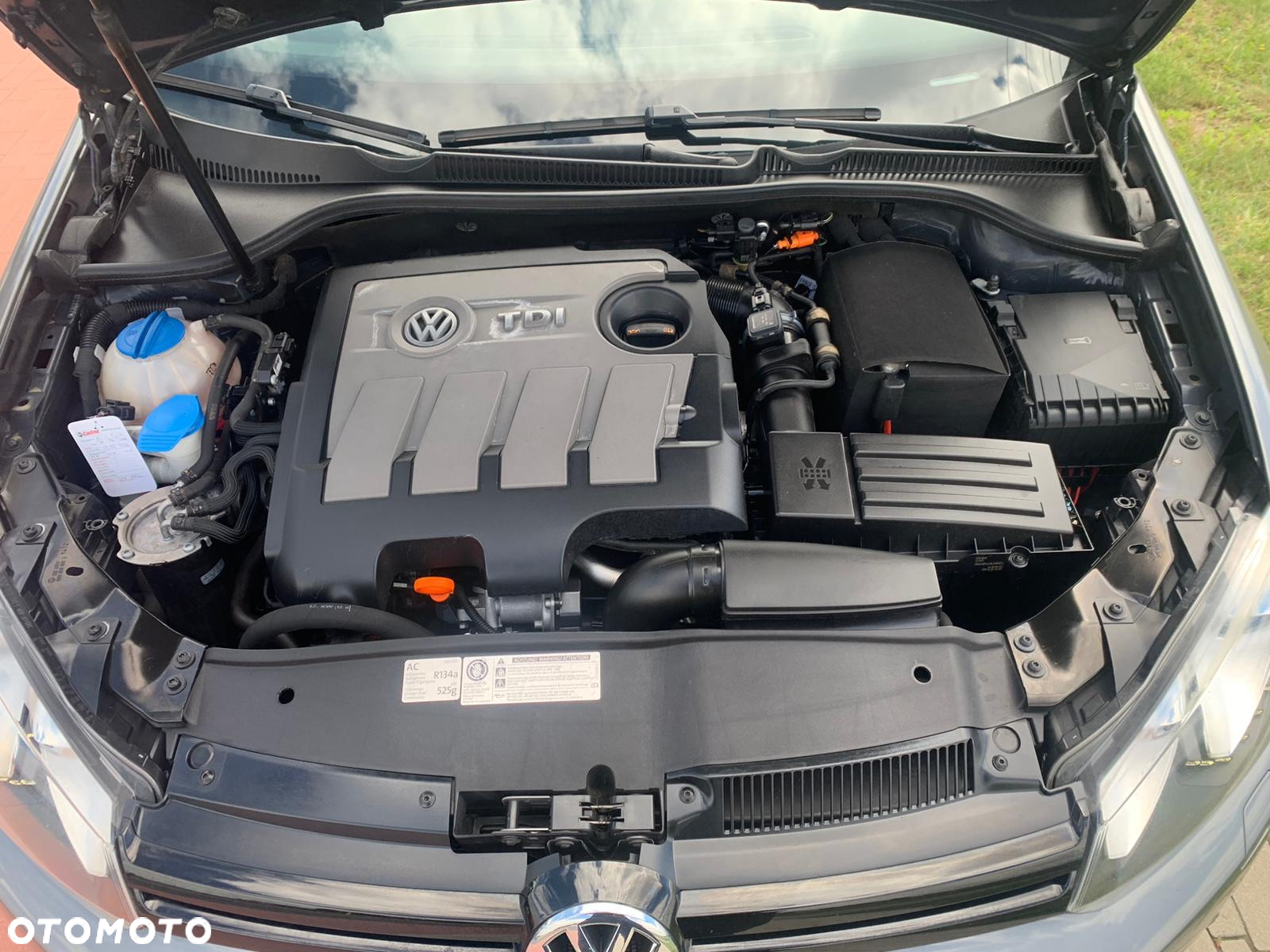 Volkswagen Golf 1.6 TDI DPF BlueMotion Technology Comfortline - 10