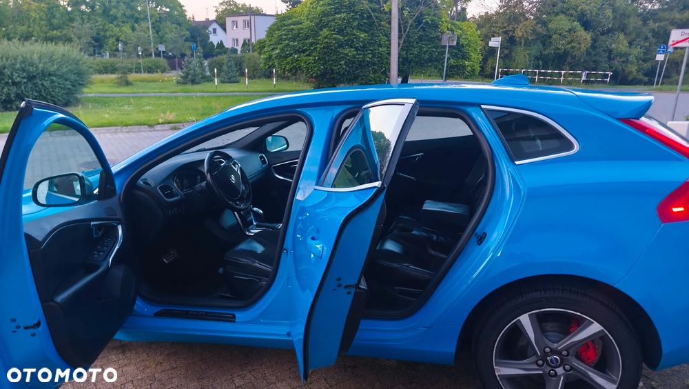 Volvo V40 T5 R-Design Summum - 4