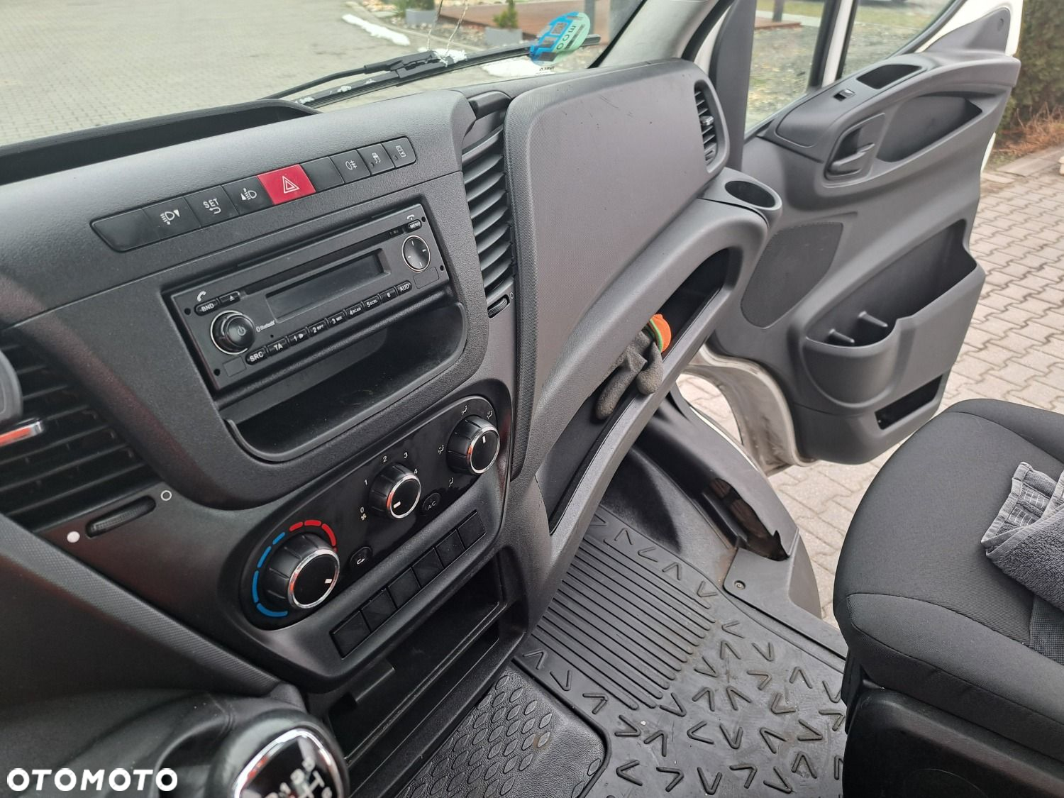 Iveco Daily 35S14N + Movex Tl 13M - 27