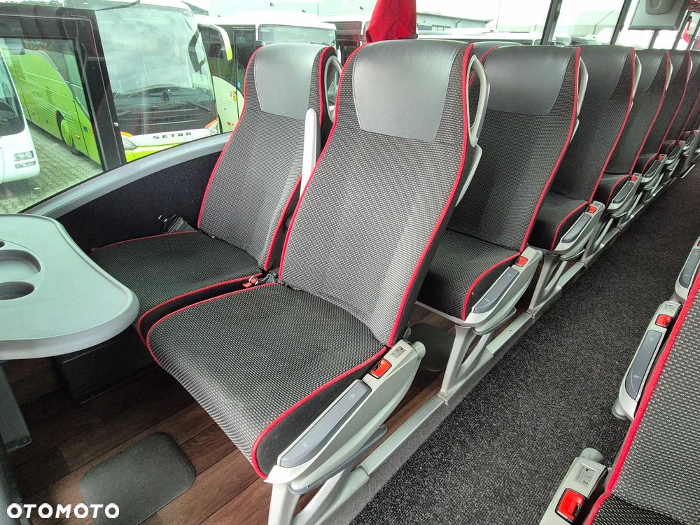 Mercedes-Benz TOURISMO RHD17 / SPROWADZONY / I REJSTRACJA 2018 / 65 MIEJSC - 27