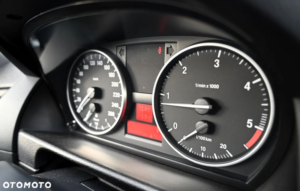 BMW X1 xDrive20d - 29