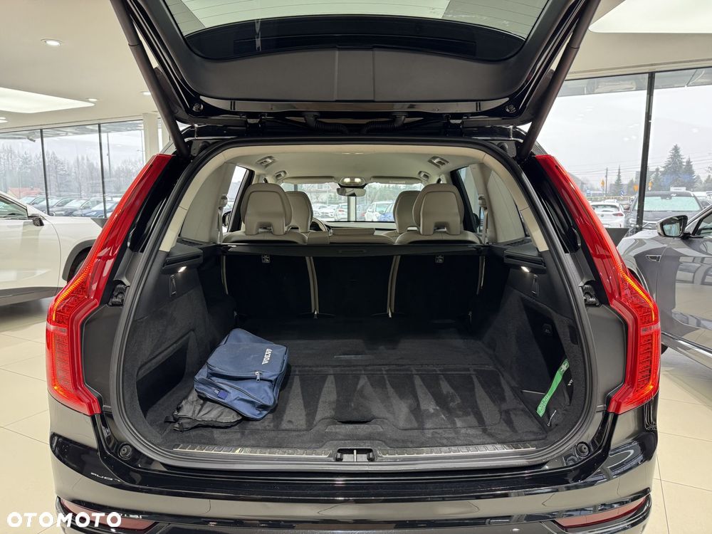 Volvo XC 90 - 18