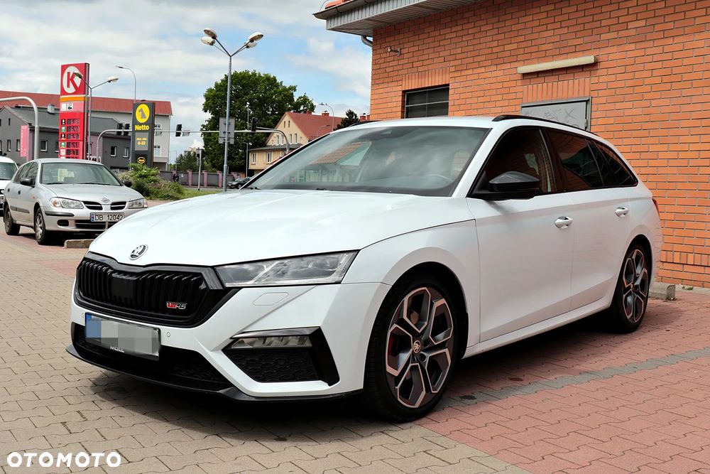 Skoda Octavia 2.0 TDI DSG RS - 4