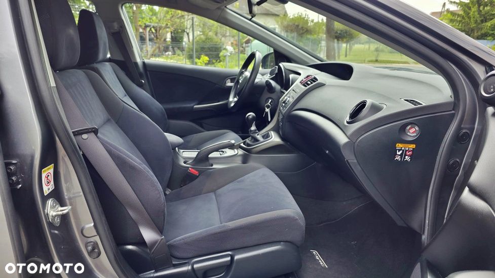 Honda Civic 1.8 i-VTEC Executive - 17