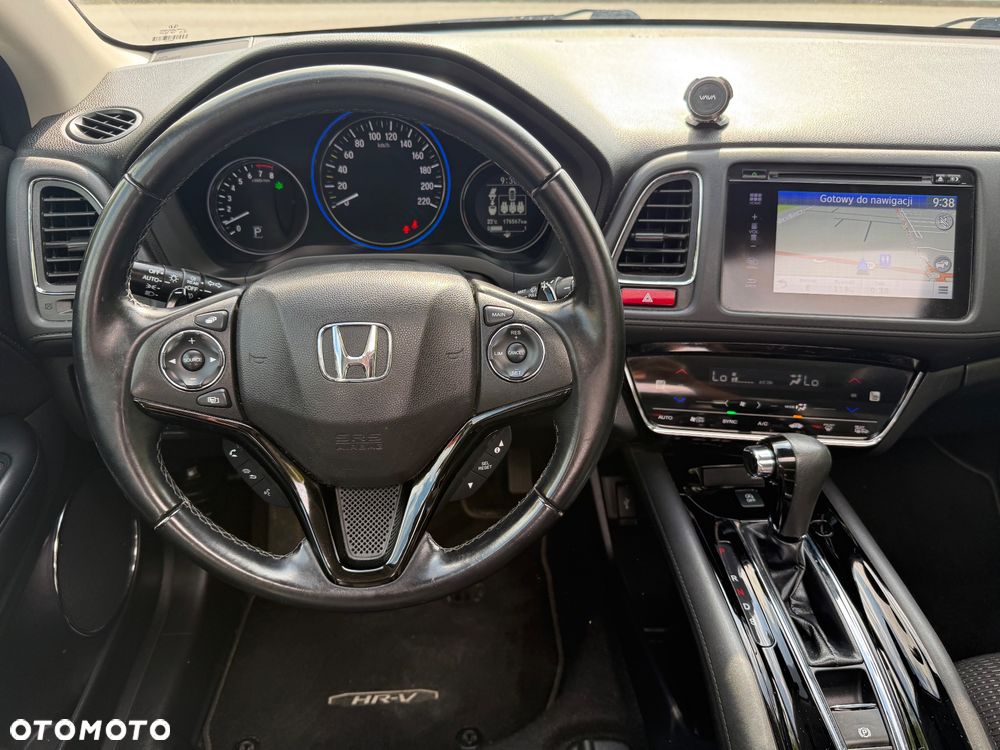 Honda HR-V 1.5 i-VTEC CVT Executive - 22