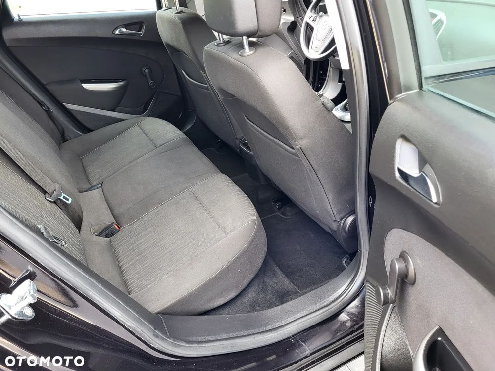 Opel Astra - 25