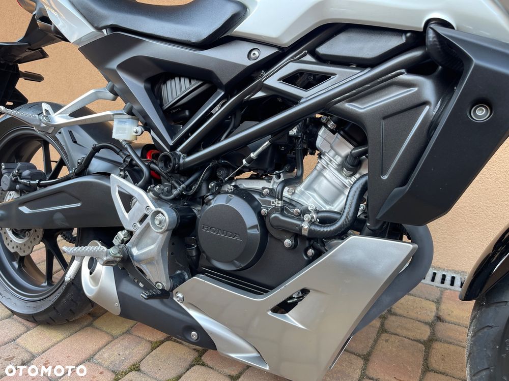 Honda CB - 17