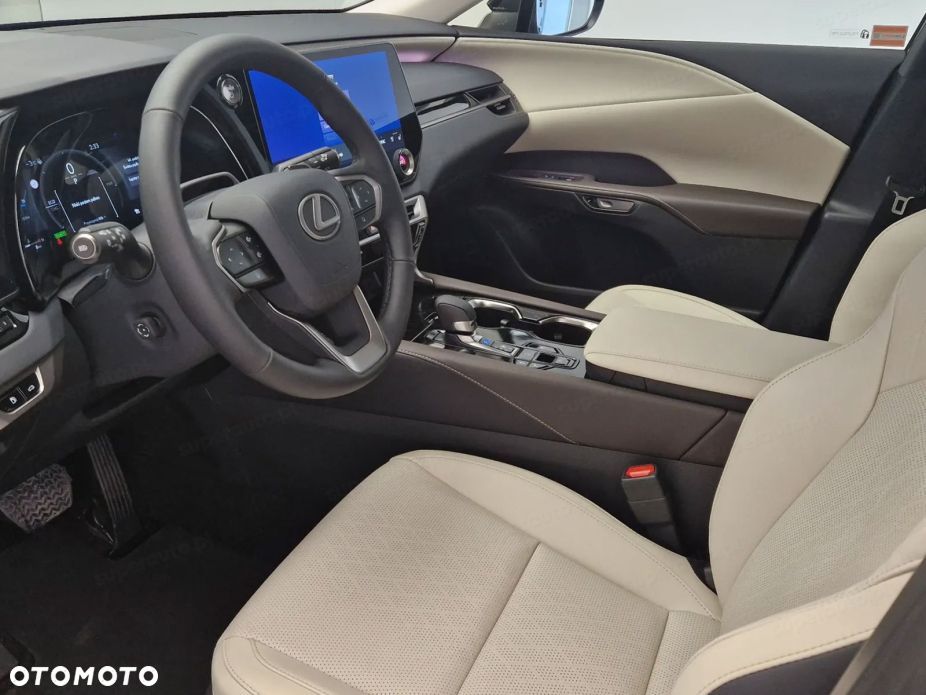 Lexus RX - 7