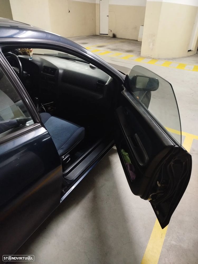 Mazda 323 ver-f-1-8 - 7