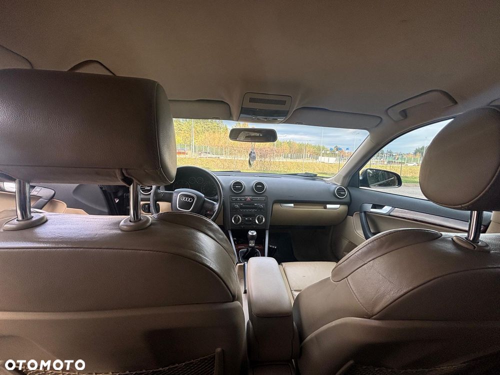 Audi A3 Sportback 2.0 TDI DPF Ambition - 14