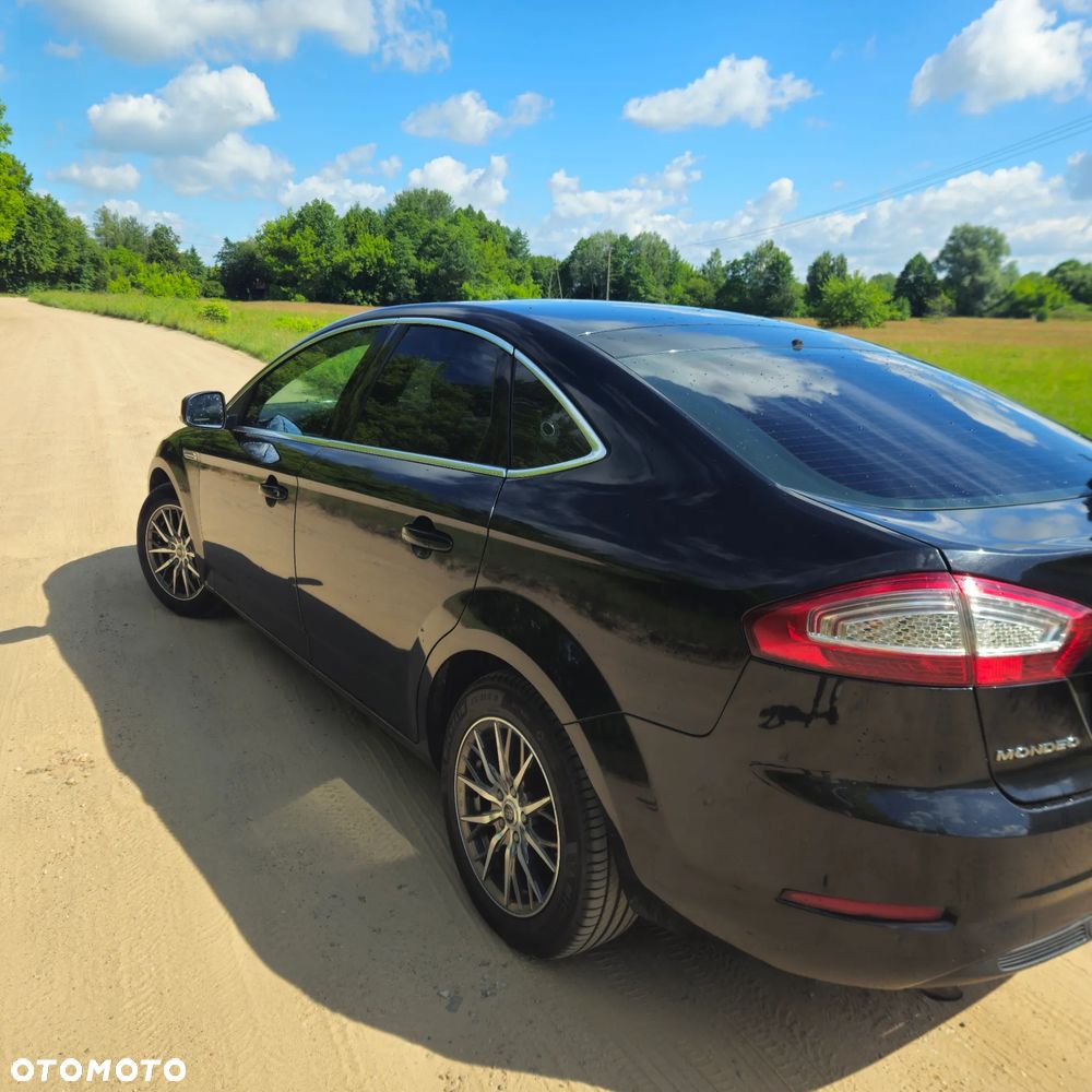 Ford Mondeo 1.6 T Ambiente - 8