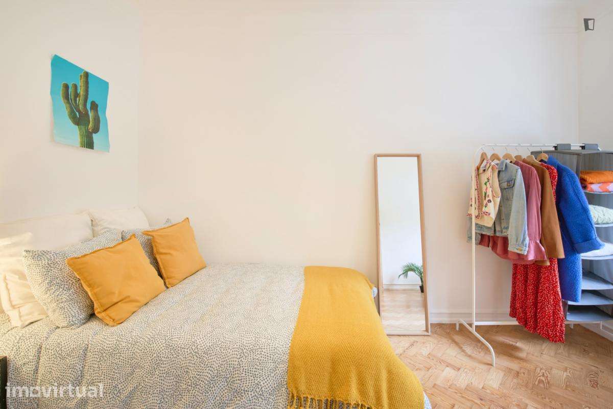 Quarto - localizado em Roma-Areeiro Lisbon - Grande imagem: 4/29