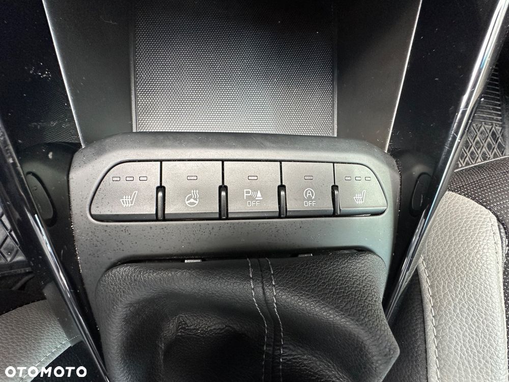 Kia Stonic 1.6 CRDi SCR XL - 11