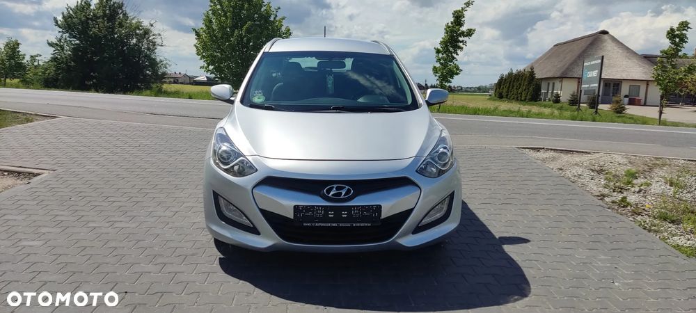 Hyundai i30 i30cw 1.4 Fifa World Cup Edition - 9