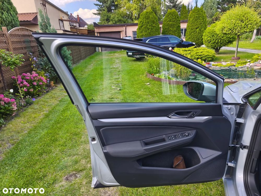 Volkswagen Golf 2.0 TDI Life - 18