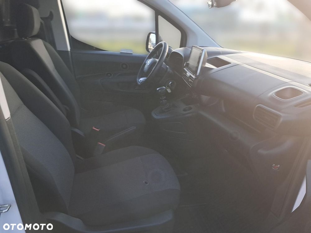 Toyota PROACE CITY - 8