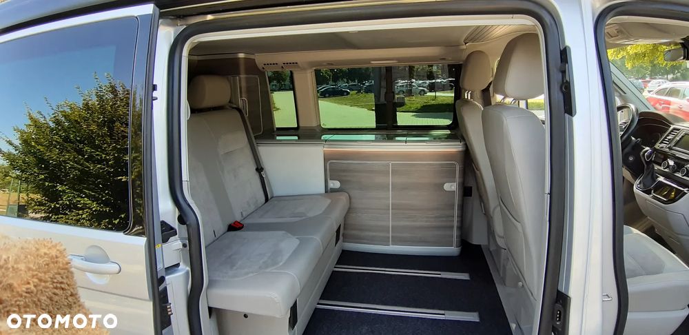 Volkswagen California - 12