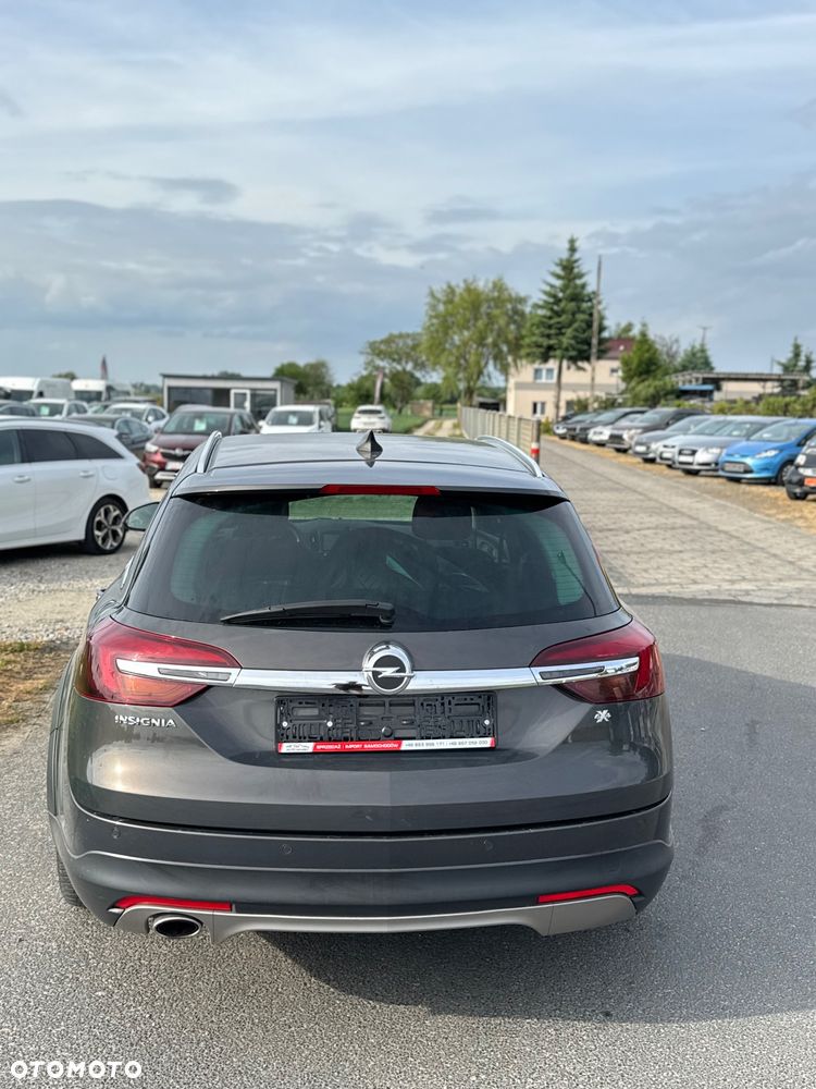 Opel Insignia 2.0 CDTI 4x4 ecoFLEX Start/Stop Business Innovation - 4
